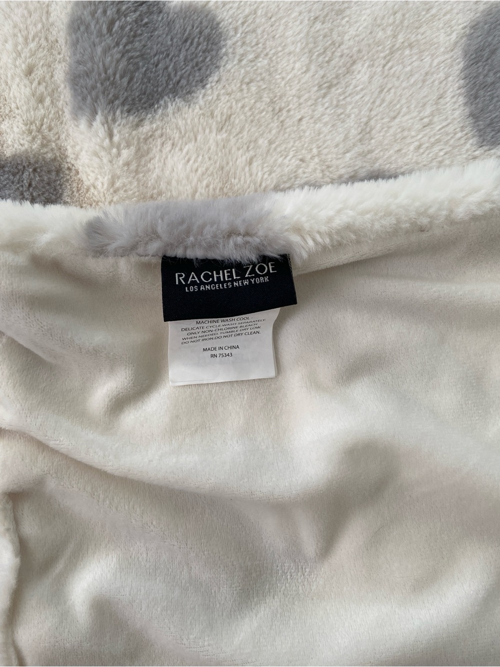 HTF Rachel Zoe Faux Fur Heart Patterned Throw Blanket Valentines Day - Picture 7 of 13